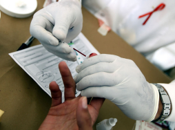 Investigan discriminación a hondureña con Sida en México