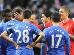 La mordida de Luis Suárez a Ivanovic