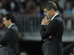 Vilanova: 'Jugar contra un equipo encerrado es hasta aburrido'