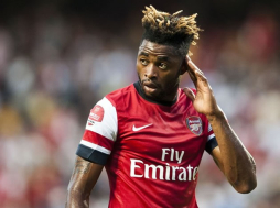 El Barça ficha al camerunés Alex Song