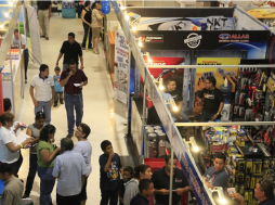 Tradicional desfile del Agas llena de color y alegría la Feria Juniana