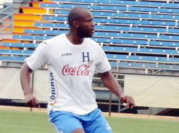 Osman Chávez: 'Estoy contento de volver a la titularidad”