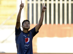 Motagua golea en regreso del 'Cuate' Castillo y hunde al Vida