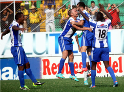 Victoria vuelve a sonreír a costa del Platense