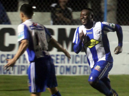 Victoria deja casi eliminado al Real España