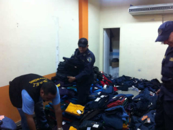 Incautan lote de pantalones falsificados en San Pedro Sula
