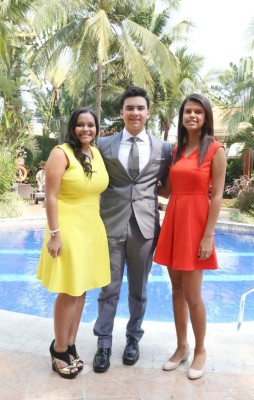 Ágape en víspera de la graduación