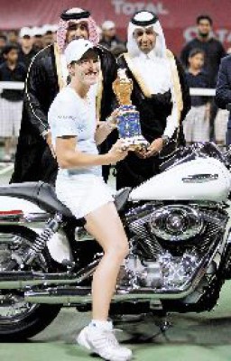 Justine Henin venció en la final a Kuznetsova