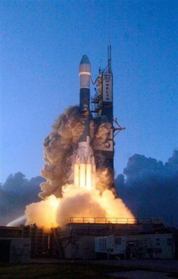 EUA lanzó la sonda Dawn para intentar descifrar el origen del sistema solar