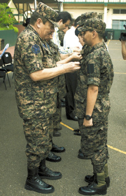 'Honor, lealtad y sacrificio”: El Soldado