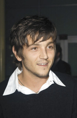 Diego Luna ya lee guión de cinta hondureña