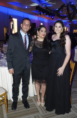 Regocijo por el nuevo matrimonio