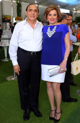 Histórico brindis por el proyecto Panorama