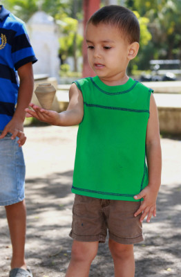 Los expertos hacen malabares con los trompos de Nano