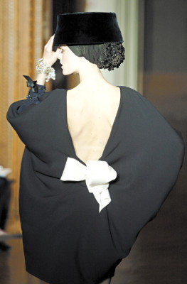 Aclamado, pero en bancarrota