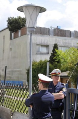 Austria: ardua tarea para policías en el 'sótano de los horrores'