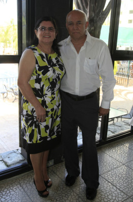 Gabriel Joya y Alessia Cartoni son bautizados