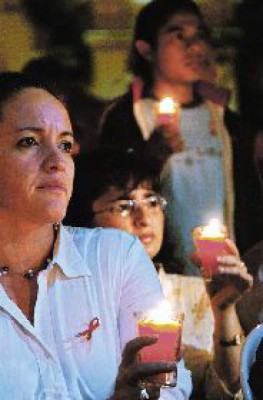 Celebran vigilia de solidaridad