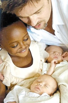 Mellizos Jolie-Pitt, la sensación mundial