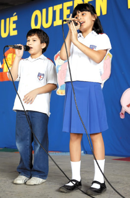 Los niños piden felicidad para Honduras