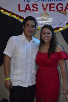 La Ensenada se luce con su velada