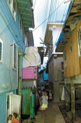 La isla Guanaja aún no se recupera