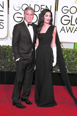 Mujeres sin fama pero con mucho poder