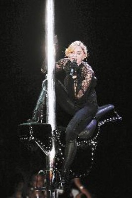 Abandona su carrera en el cine