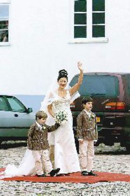 La condesa Alexandra se casó embarazada