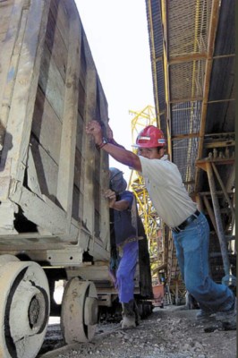 Crece exportación de oro y otros metales