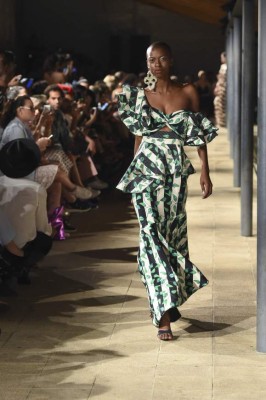 Johanna Ortiz, mágica prestancia tropical