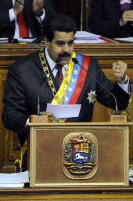 Periódicos, al borde del cierre por falta de papel