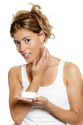 Cuide su cutis diariamente, para evitar el envejecimiento prematuro