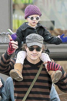 Heath tiene otra hija