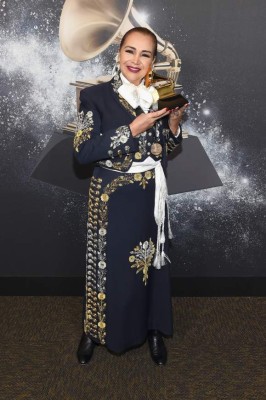 Aída Cuevas venció a Julión y al Recodo en Grammys