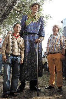 El hombre más alto del mundo