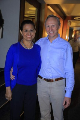 El CCS entrega su premio Esencia de mujer