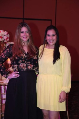 Cita maternal para Gabriela Millares de Datelle