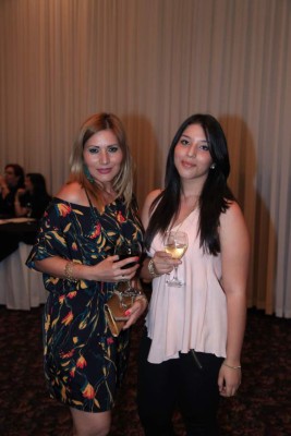 Patricia Arias lanza su obra literaria