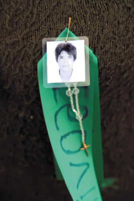 Mineros: 'Estamos todos sanos y con hambre'