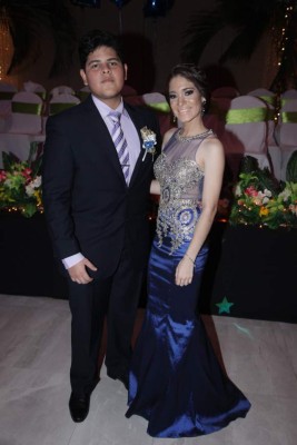 El instituto bilingüe Saint Joseph celebra graduación