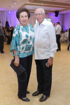 La Ccic entrega el premio Ciudadanos Ejemplares 2016