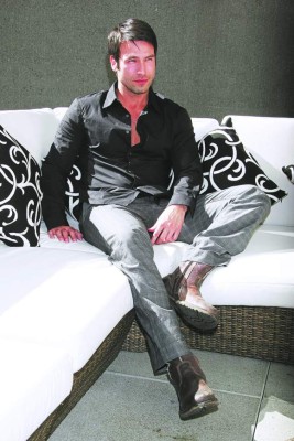 HOLLYWOOD, CA - FEBRUARY 08: Actor Rafael Amaya attends Telemundo's 'The Queen Of The South' press day held at W Hollywood on February 8, 2012 in Hollywood, California. (Photo by Tommaso Boddi/Getty Images)