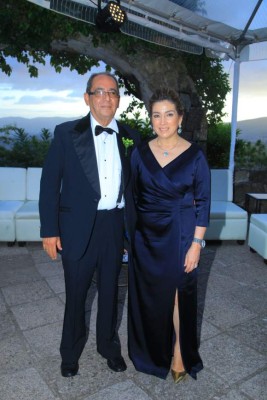 Boda de Adriana Corrales y Xavier Lacayo