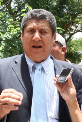 Construirán vía de Roatán con alianza público-privada