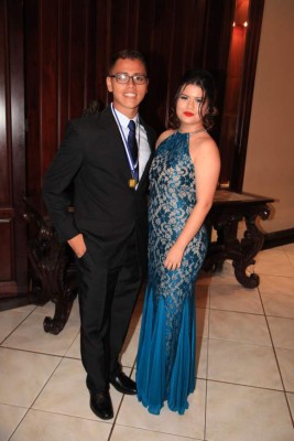 La graduación de la New Horizon School