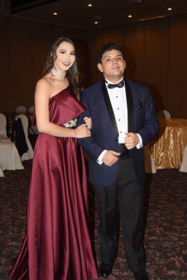 Graduación de la MountView Academy