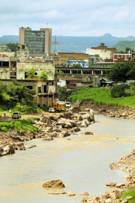 130,000 familias en riesgo por clima en Tegucigalpa