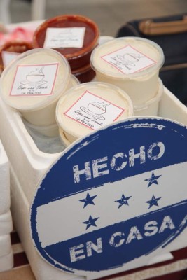 El Patriotic Fashion Market 2016