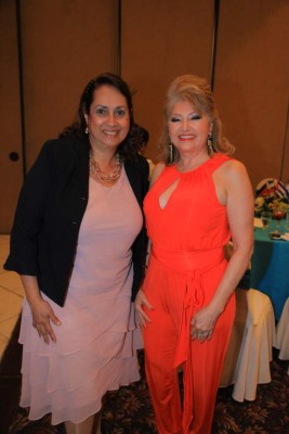 Té inaugural del Club Internacional de Mujeres